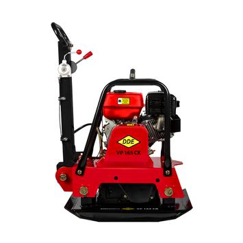 Виброплита DDE VP 165 СK (9,0 л.с., плита 710×450 мм, до 400 кв. м/час, 160 кг, гл. упл. 60 см, реверс, колеса)