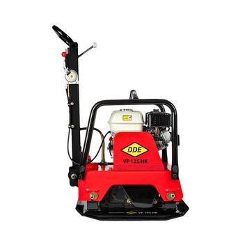 Виброплита DDE VP 125 HK (Honda 5,5 л.с., плита 630×400 мм, до 500 кв. м/час, 126 кг, гл. упл. 30 см,реверс, колеса)